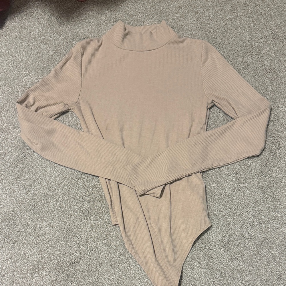 American Eagle Outfitters Taupe Long Sleeve Bodysuit